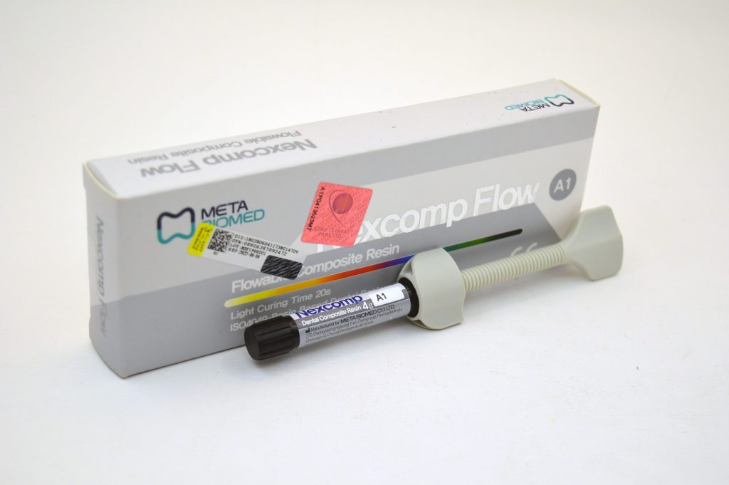 کامپوزیت لایت کیور فلو نانو هیبرید متا Meta Nexcomp Flow Composite